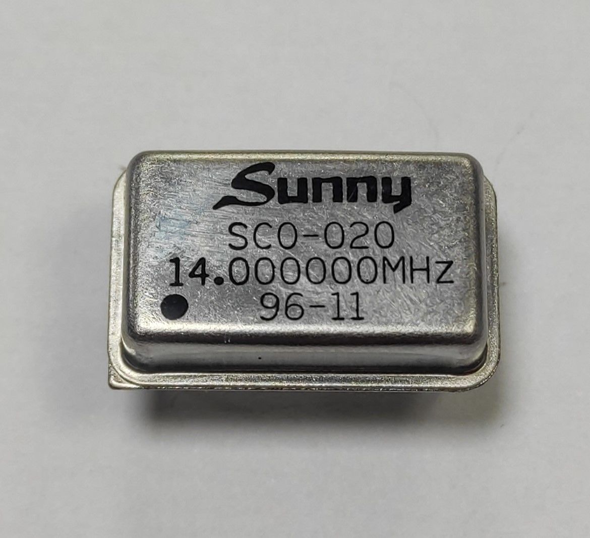14 MHZ Kristal