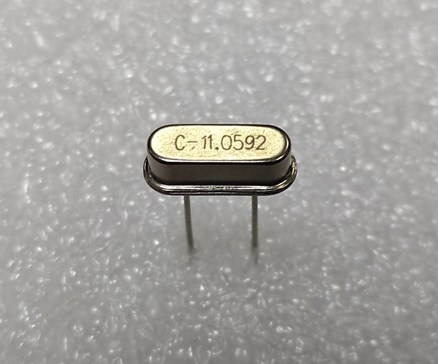 11.0592 MHZ Kristal