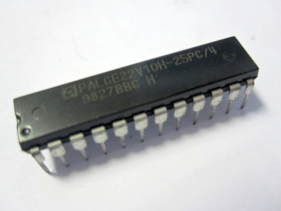 PALCE22V10H-25PC\4