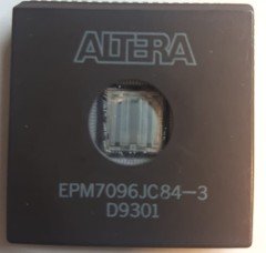 EPM7096JC84-3