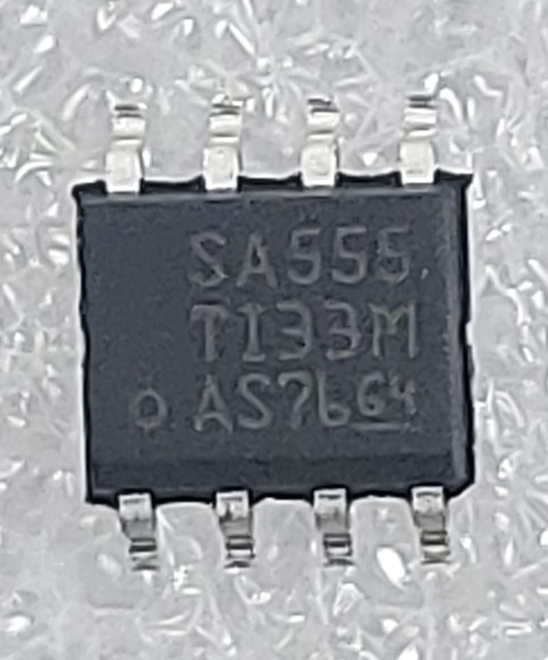 SA555DR SMD