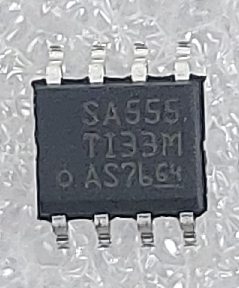 SA555DR SMD