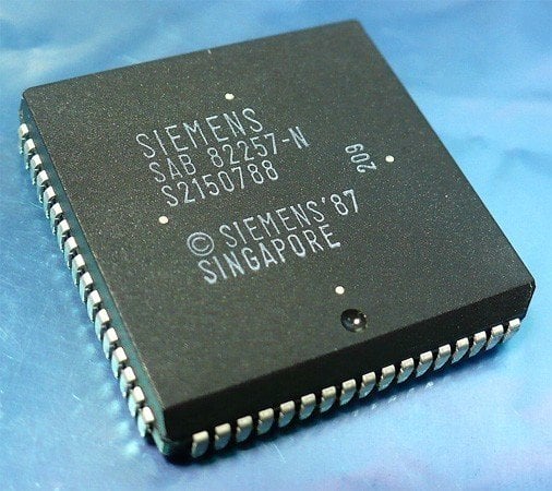 SAB82257-N