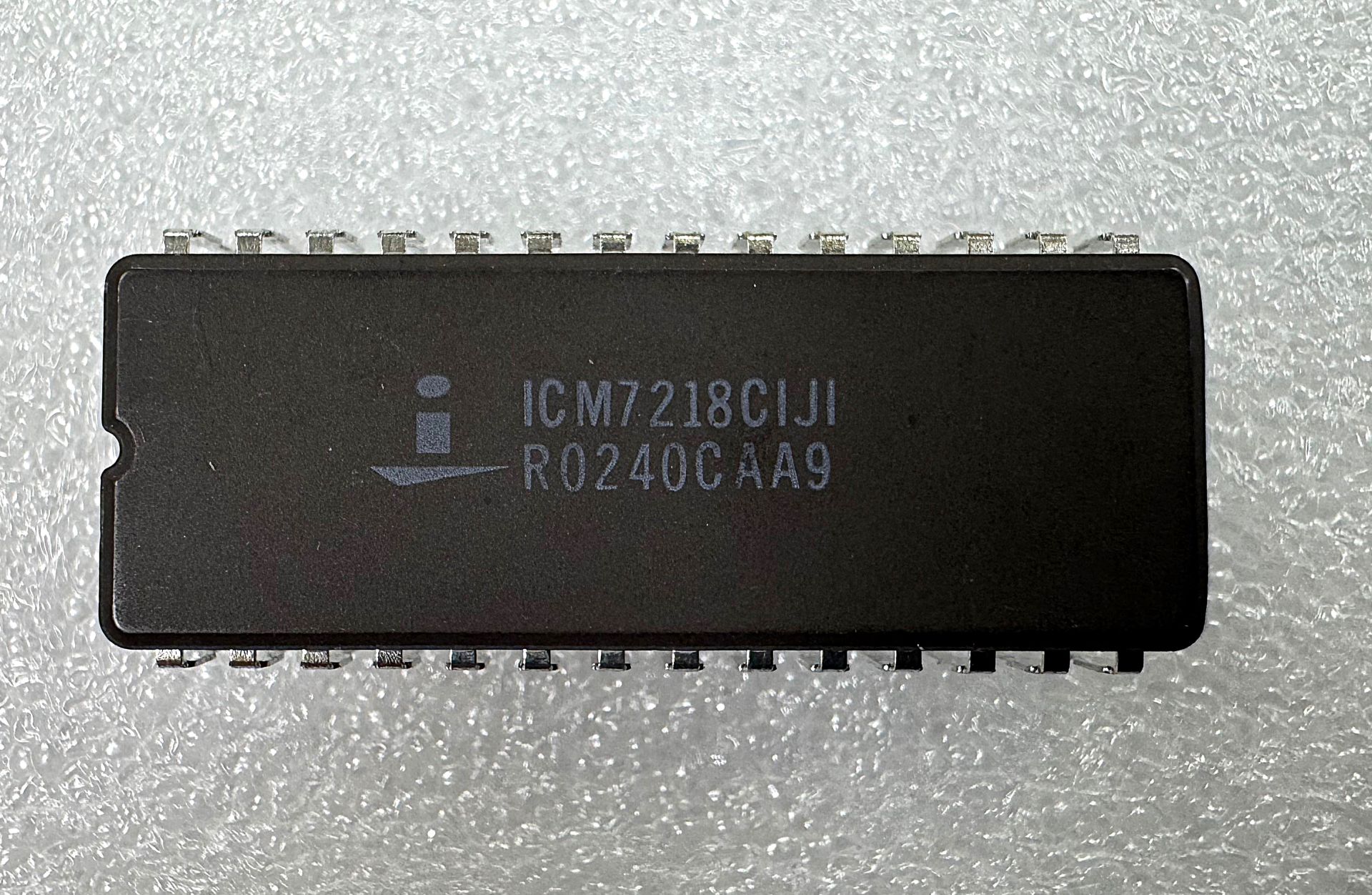 ICM7218CIJI