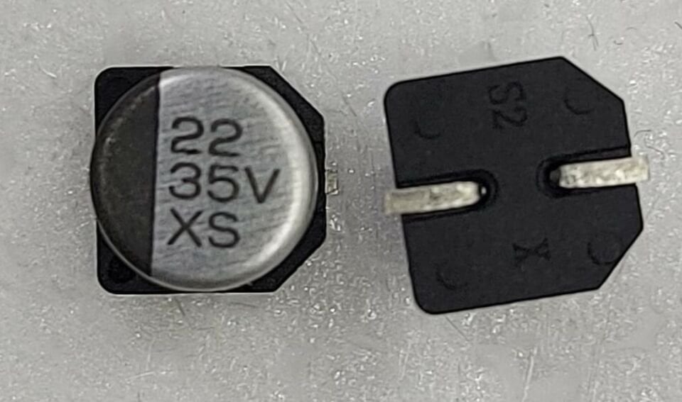 22UF 35V  SMD  ( 6.3X5,4 )