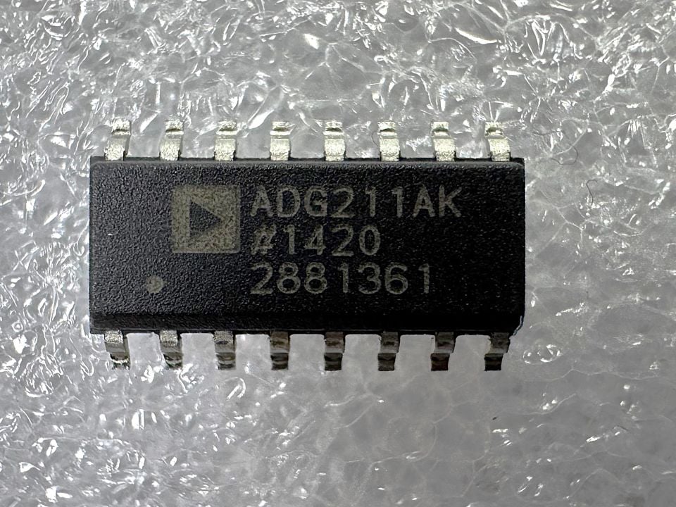 ADG211AK SMD