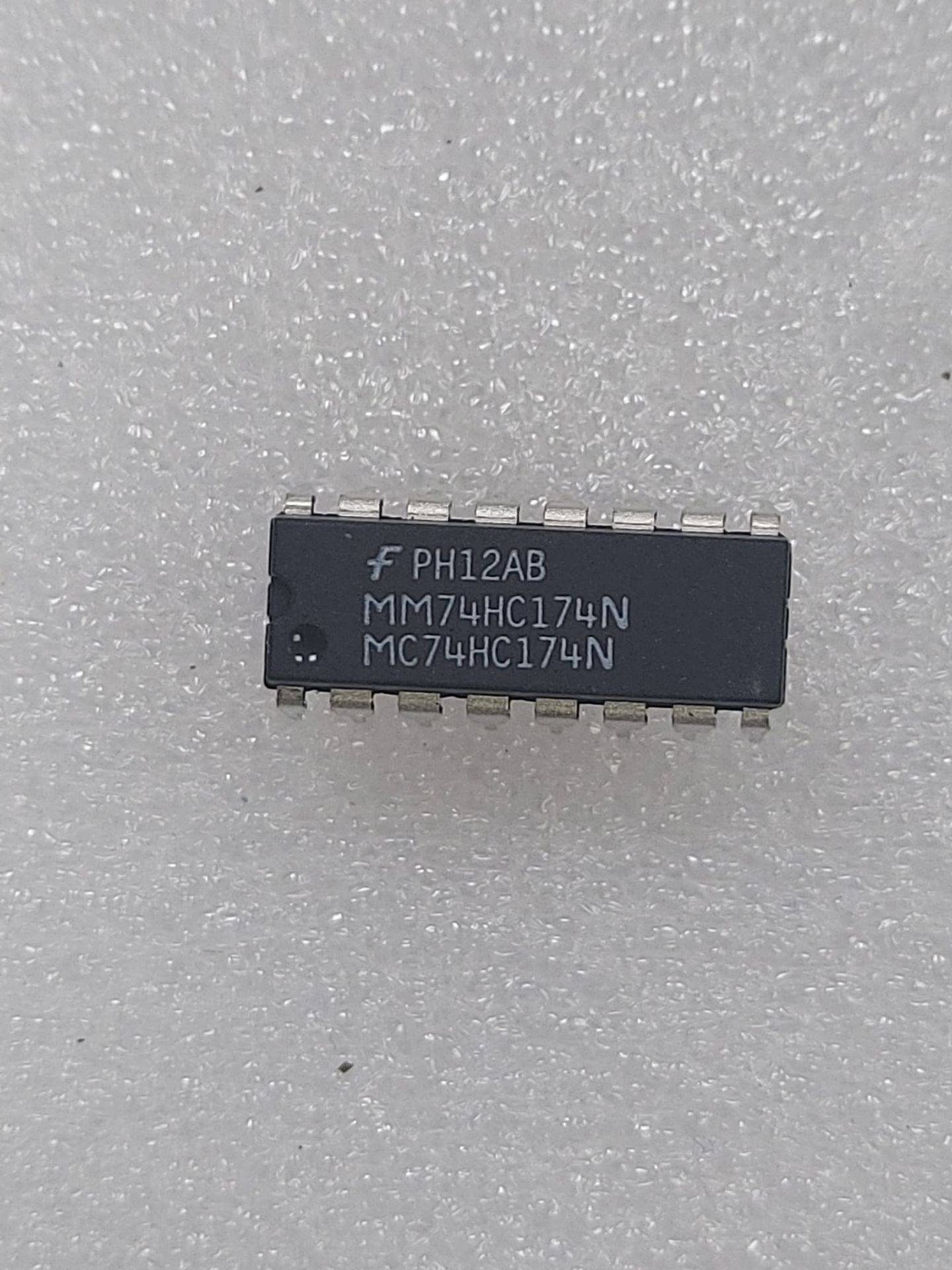 MM74HC174N (74HC174)