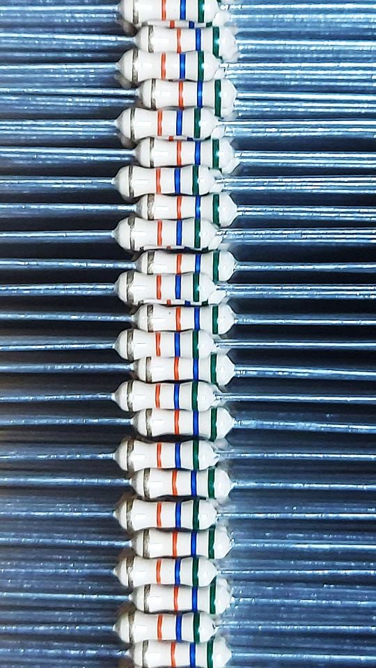 56K 1/2W %5 KARBON FİLM DİRENÇ