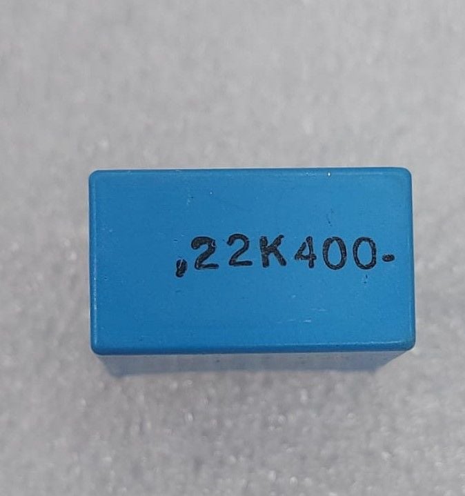 220NF 400V
