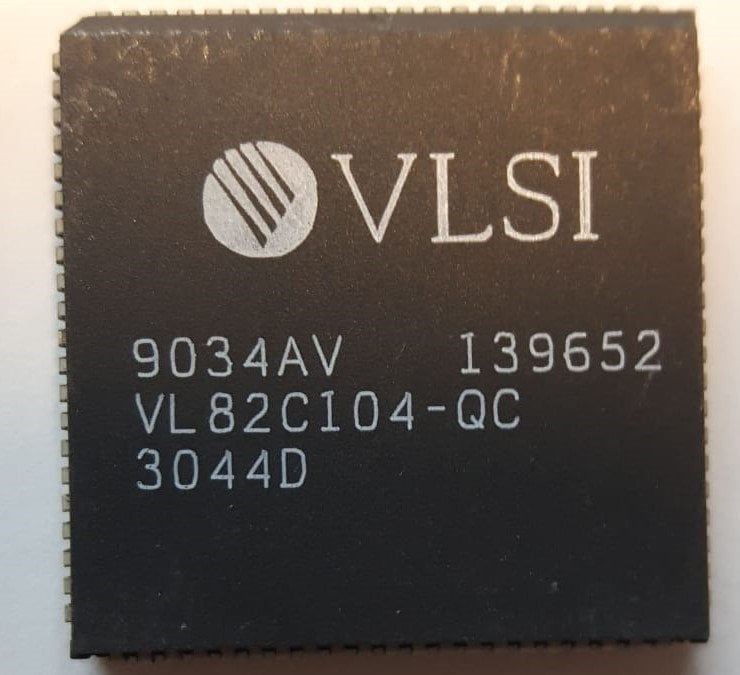 VL82C104