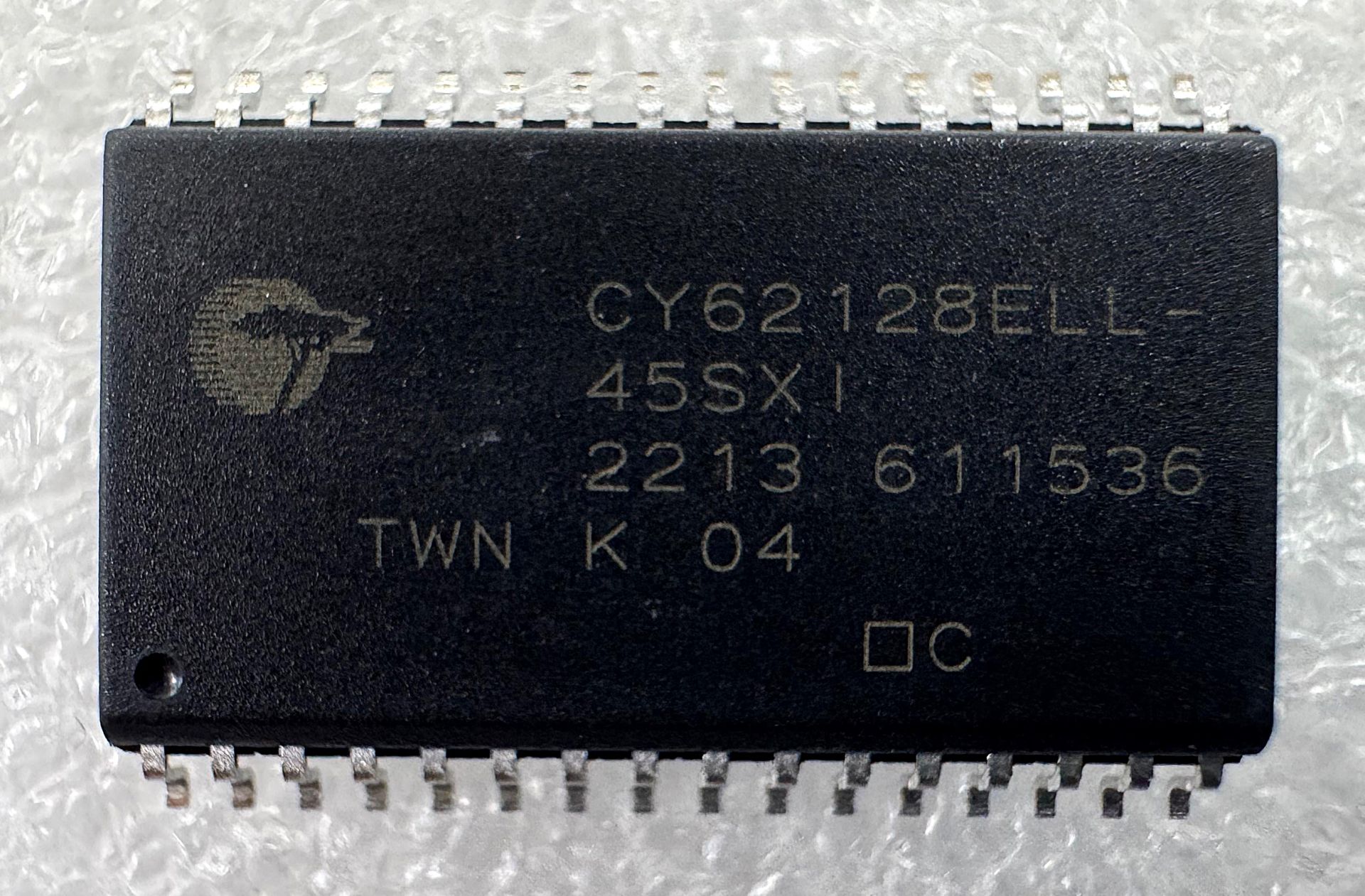 CY62128ELL-45SXI