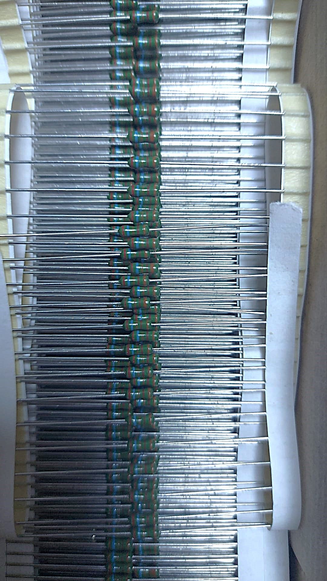 26K1 1/4W %1 METAL FİLM DİRENÇ