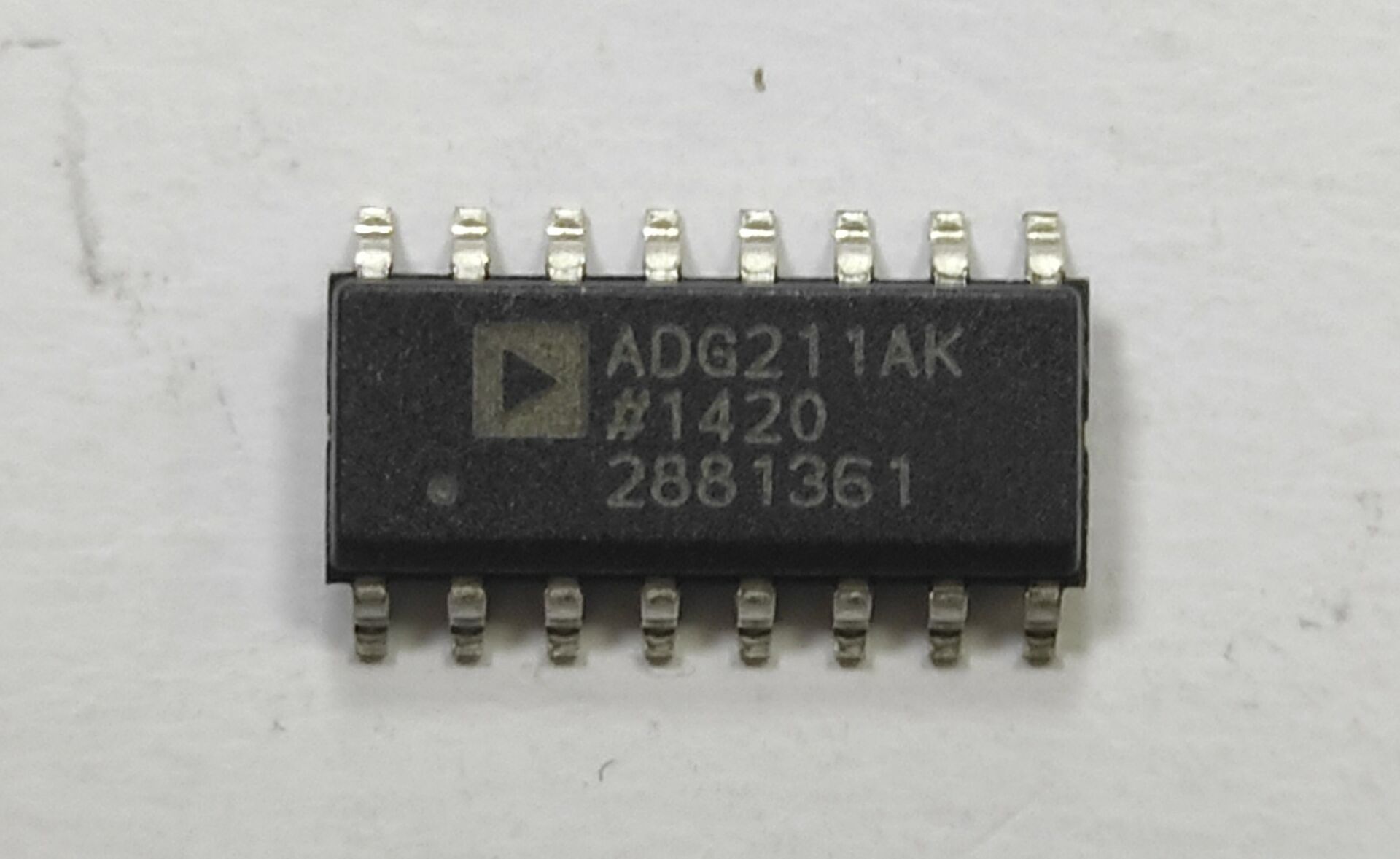 ADG221KRZ