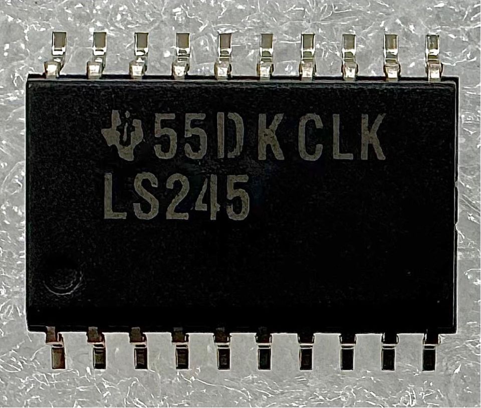 SN74LS245DW (LS 245 SMD)