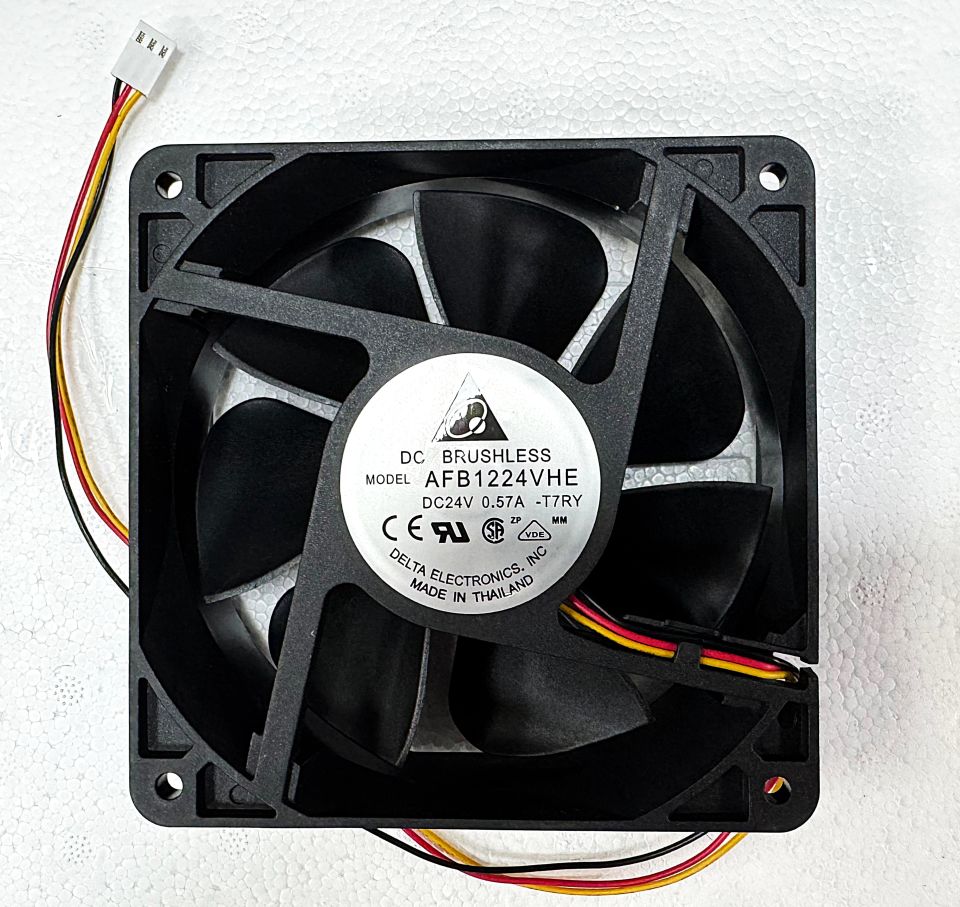 AFB1224VHE 120X120X38MM 24VDC 0.57A 3 KABLO DELTA FAN