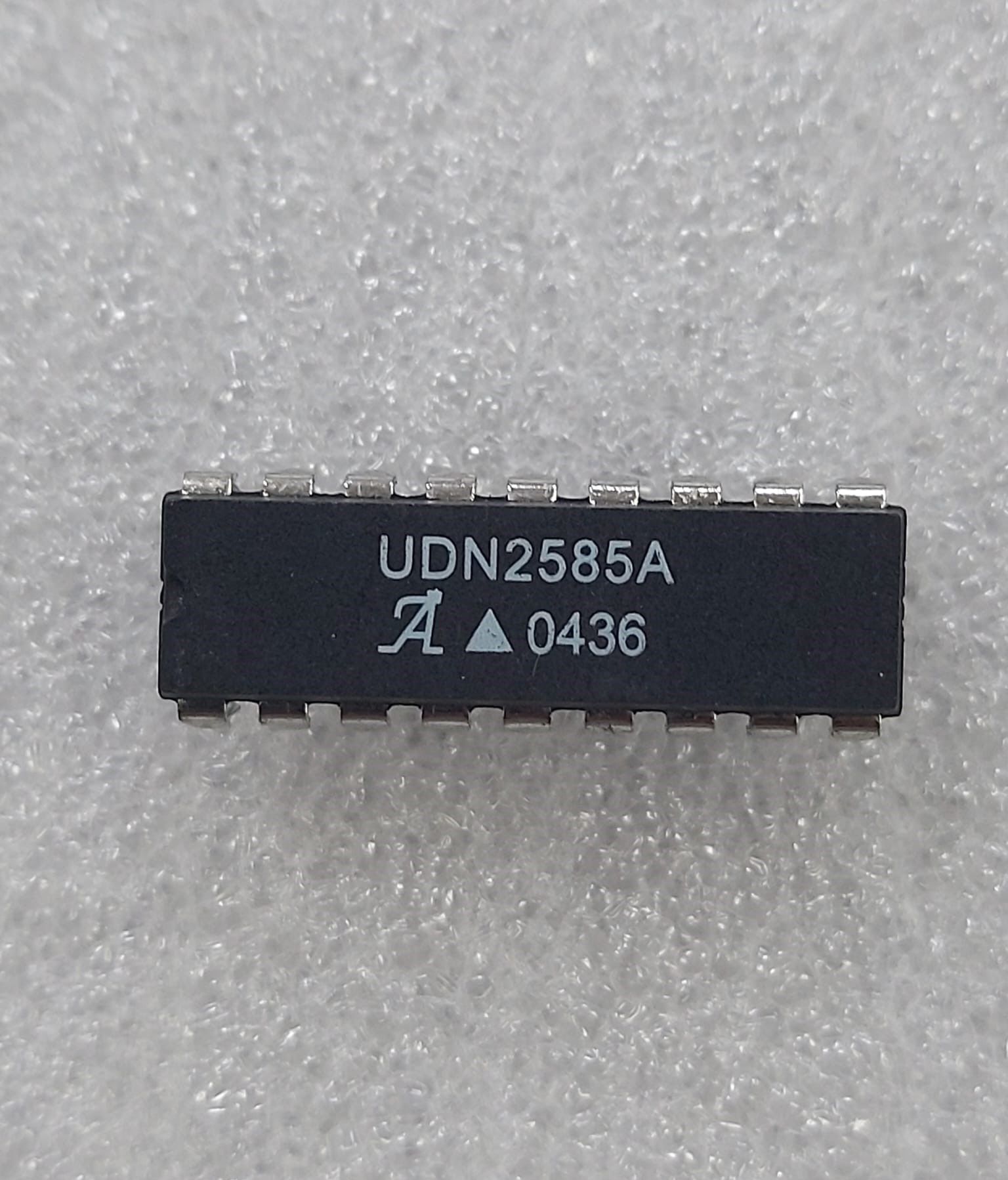 UDN2585A