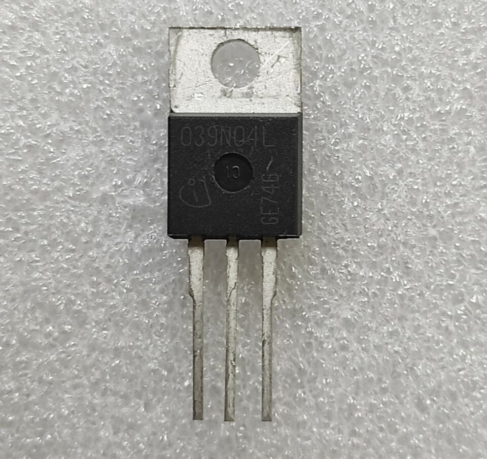 039N04L (IPB039N04L 80A 40V TO220 N-CH OPTİMOS LOGİC LEVEL POWER TRANSİSTOR MOSFET