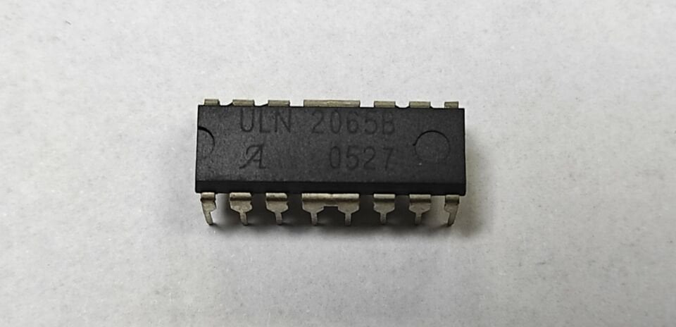 ULN2065B