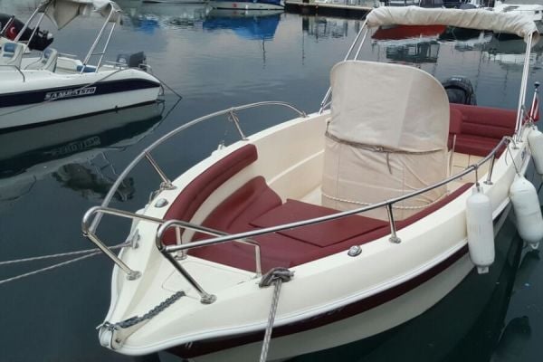 ANIL MARİN 5.80 CC FİBERGLASS TEKNE (ORTADAN KONSOLLU)