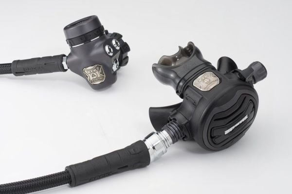 Apeks XTX200 Tungsten Swıvel DIN