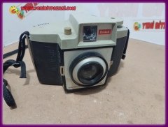 antika eski Kodak Brownie Cresta 3 Model Fotoğraf Makinası 1960 yapımı mekanik fotoğraf makinası 12 ve 35 lik film ile çalışır