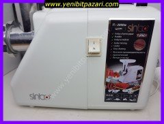 2. el Sinbo SHB3109 2000W et kıyma salça sucuk makinesi makinası aparatları tam  sıfır ayarında sorunsuz ( geri dönüş vardır )