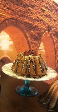 Paşabahçe Pasta Kek Sunum Tepsisi Fanusu 28 Cm