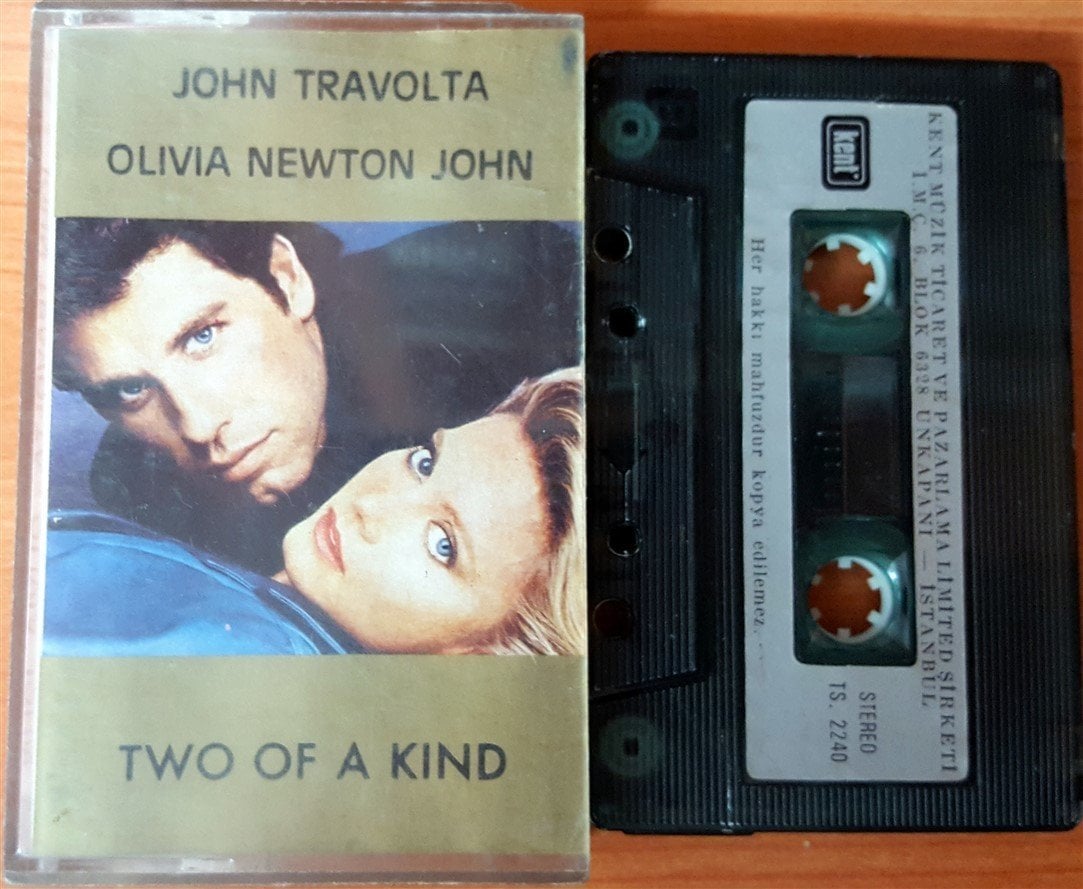 JOHN TRAVOLTA OLIVIA NEWTON JOHN - TWO OF A KIND CASSETTE MADE IN TURKEY ''USED''