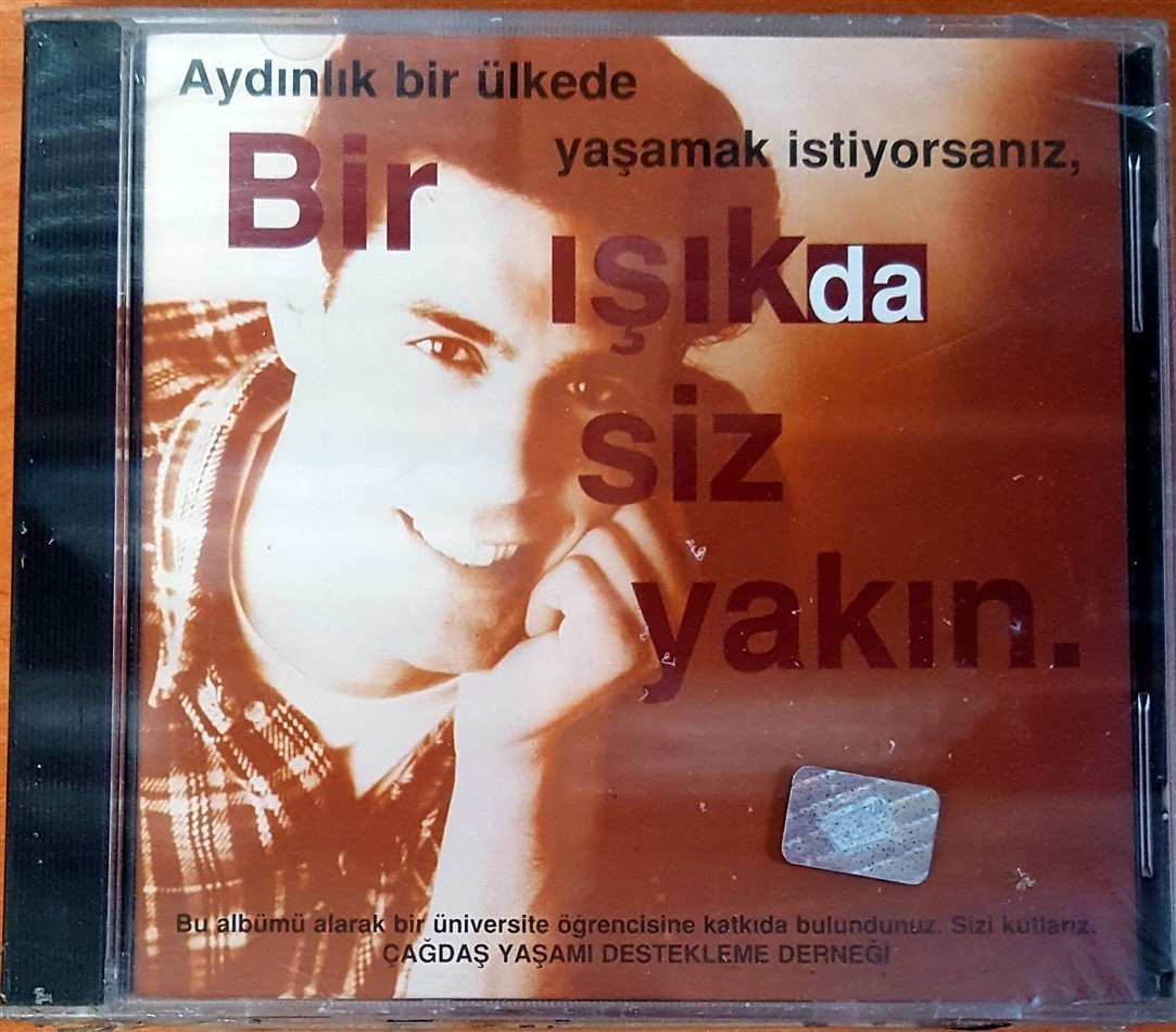 ÇAĞDAŞ YAŞAMI DESTEKLEME DERNEĞİ / AYDINLIK BİR ÜLKEDE YAŞAMAK İSTİYORSANIZ, BİR IŞIK DA SİZ YAKIN CD SIFIR