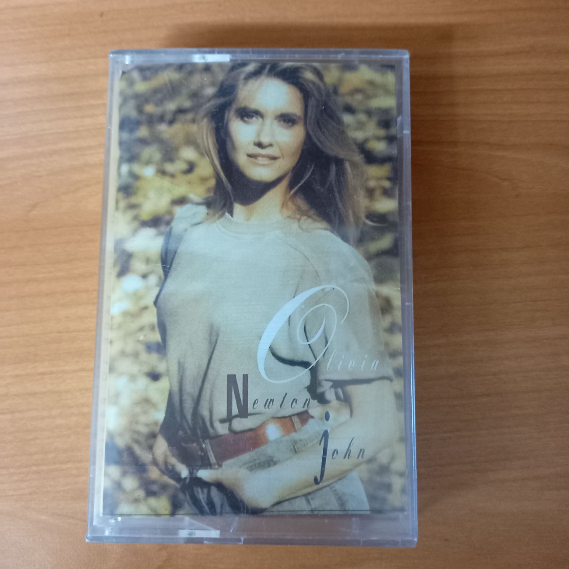 OLIVIA NEWTON - JOHN / BACK TO BASICS, THE ESSENTIAL COLLECTION 1971 -1992 (1993) - KASET AMBALAJINDA SIFIR