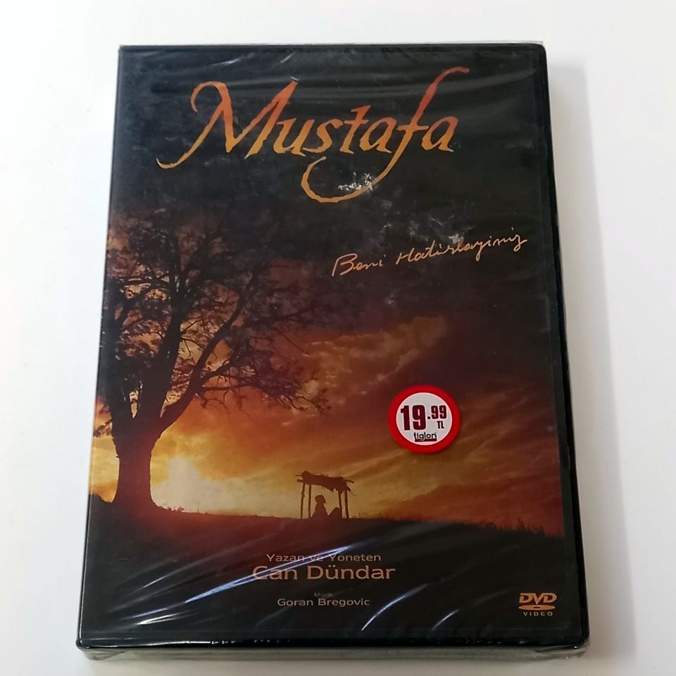 MUSTAFA - YÖN.: CAN DÜNDAR - DVD AMBALAJINDA SIFIR
