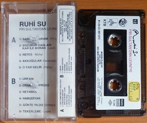 RUHİ SU - PİR SULTAN'DAN LEVNİ'YE (1987) - KASET İMECE 2.EL