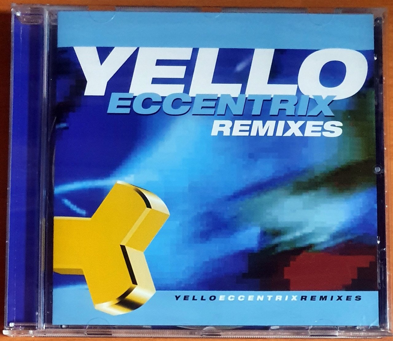 YELLO - ECCENTRIX REMIXES / FLUKE, PLUTONE, IAN POOLEY (1999) - CD 2.EL