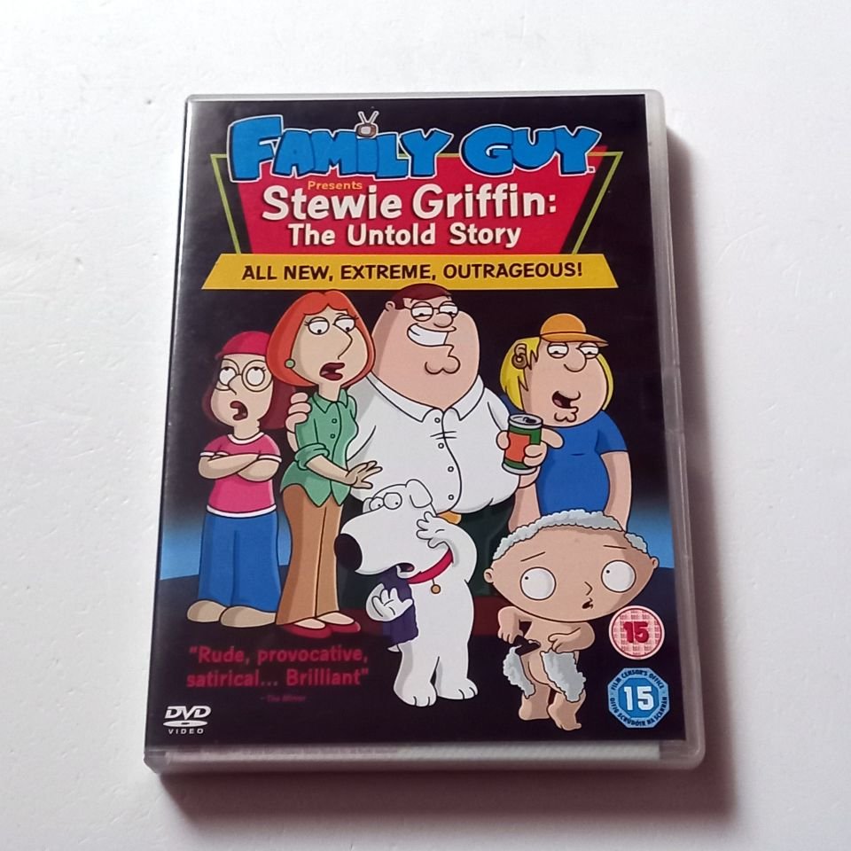 FAMILY GUY PRESENTS STEWIE GRIFFIN: THE UNTOLD STORY - ANİMASYON - SES.: SETH MACFARLANE, SETH GREEN - YÖN.: P. MICHELS, P. SHIN - DVD 2. BÖLGE TÜRKÇE ALTYAZI YOKTUR 2.EL