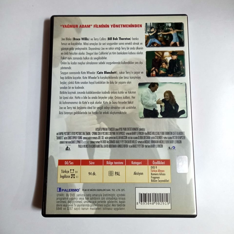 HAYDUT - BANDITS - BRUCE WILLIS, BILLY BOB THORNTON, CATE BLANCHETT, YÖN.: BARRY LEVINSON - DVD 2.EL