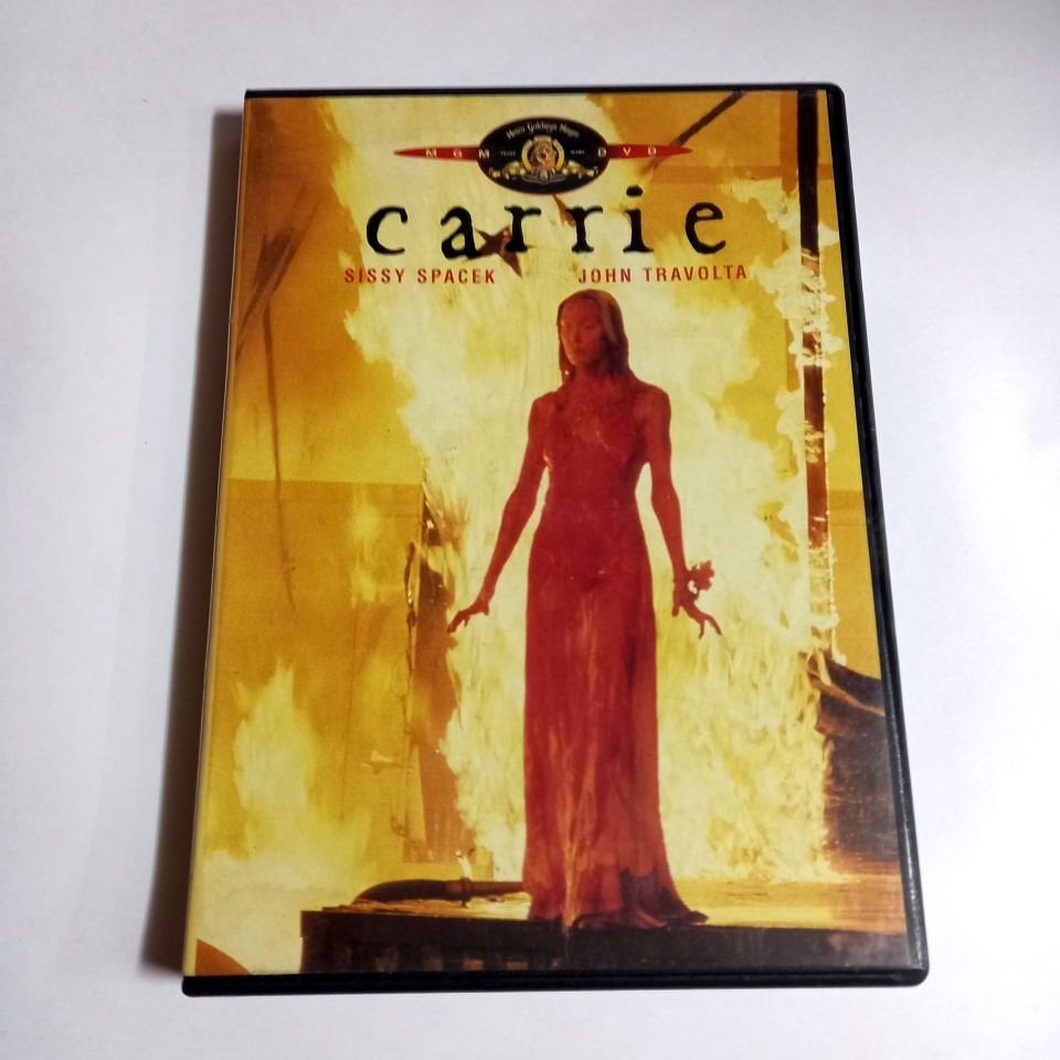 CARRIE - SISSY SPACEK, JOHN TRAVOLTA, YÖN.: BRIAN DE PALMA - DVD 2.EL TR ALTYAZI YOKTUR