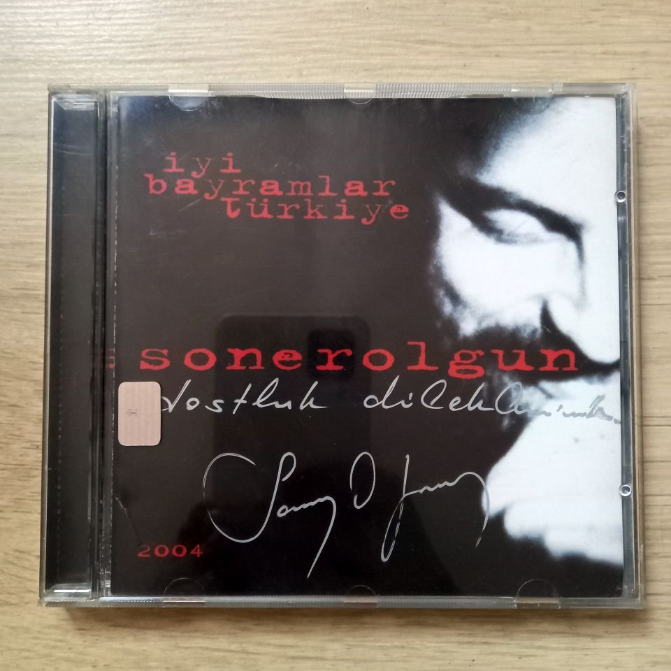 SONER OLGUN – İYİ BAYRAMLAR TÜRKİYE (2004) - CD 2.EL