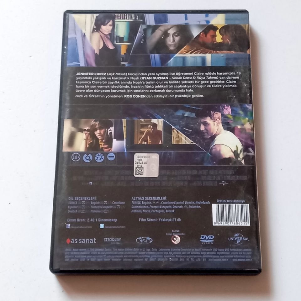 KOMŞU ÇOCUK - THE BOY NEXT DOOR - JENNIFER LOPEZ, RYAN GUZMAN - DVD 2.EL