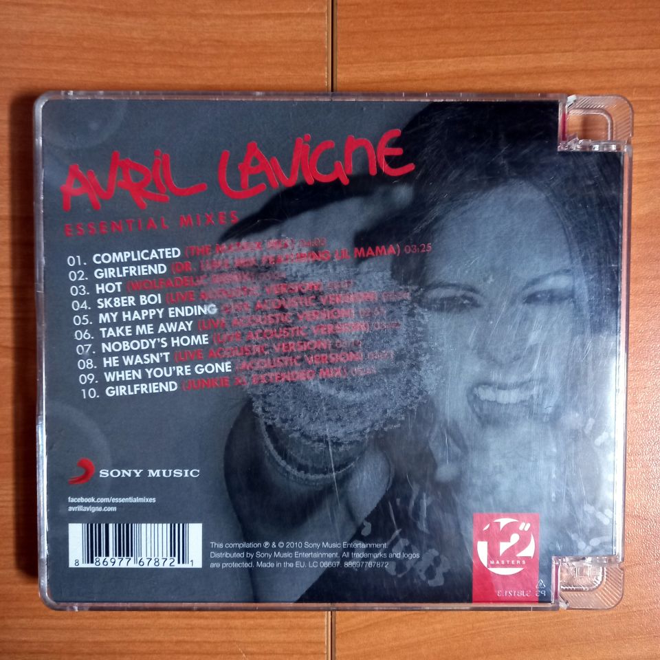 AVRIL LAVIGNE – ESSENTIAL MIXES (2010) - CD COMPILATION 2.EL