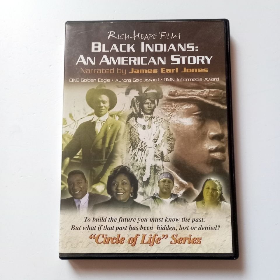 BLACK INDIANS: AN AMERICAN STORY - BELGESEL, SESLENDİREN: JAMES EARL JONES - DVD 2.EL TR ALTYAZI YOKTUR