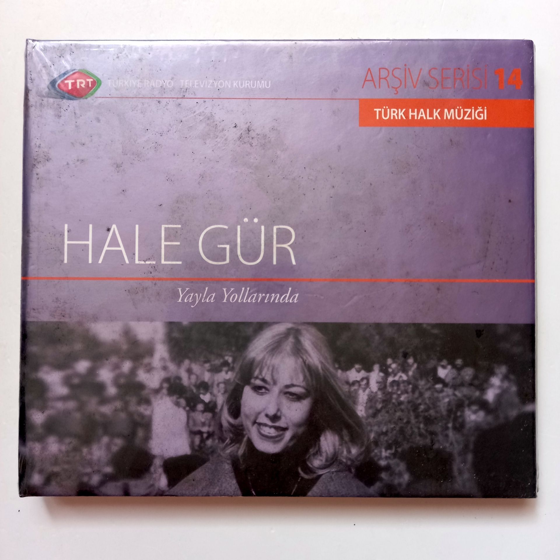 HALE GÜR - YAYLA YOLLARINDA / TÜRK HALK MÜZİĞİ / TRT ARŞİV SERİSİ 14 - CD SIFIR