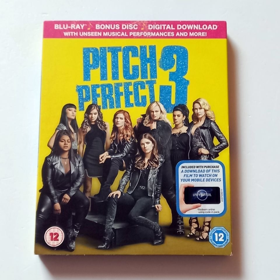 PITCH PERFECT 3 - ANNA KENDRICK, REBEL WILSON, HAILEE STAINSFIELD - YÖN.: ELIZABETH BANKS - BLU-RAY SLIPCOVER 2.EL