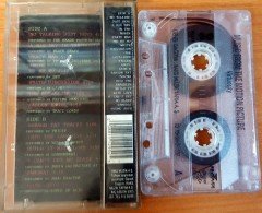 VIRTUOSITY SOUNDTRACK / LIVE, TRICKY, LORDS OF ACID, WILLIAM ORBIT (1995) RAKS KASET 2.EL
