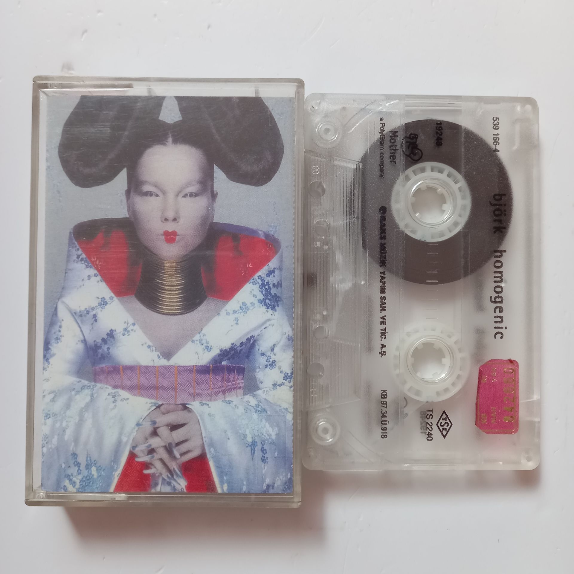 BJÖRK - HOMOGENIC (1997) - KASET 2.EL