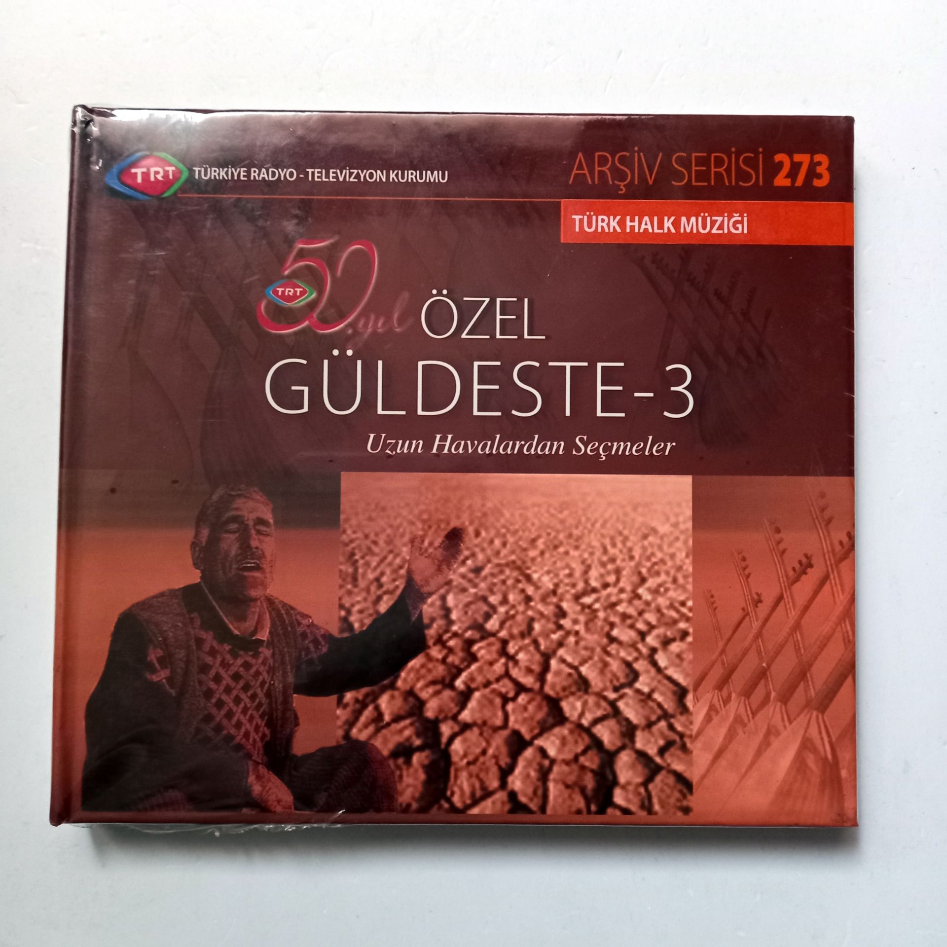 50. YIL ÖZEL GÜLDESTE-3 / TÜRK HALK MÜZİĞİ / TRT ARŞİV SERİSİ 273 - CD SIFIR