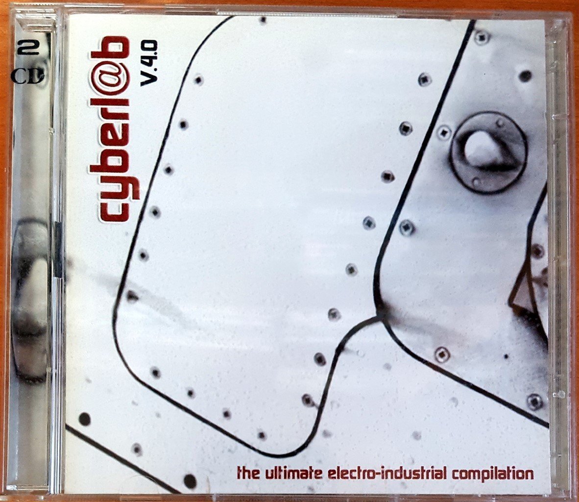 CYBERLAB V.4.0 / THE ULTIMATE ELECTRO-INDUSTRIAL COMPILATION / JERICO ONE, FRONT 242, AYRIA, STERIL (2003) ALFA MATRIX 2CD 2.EL
