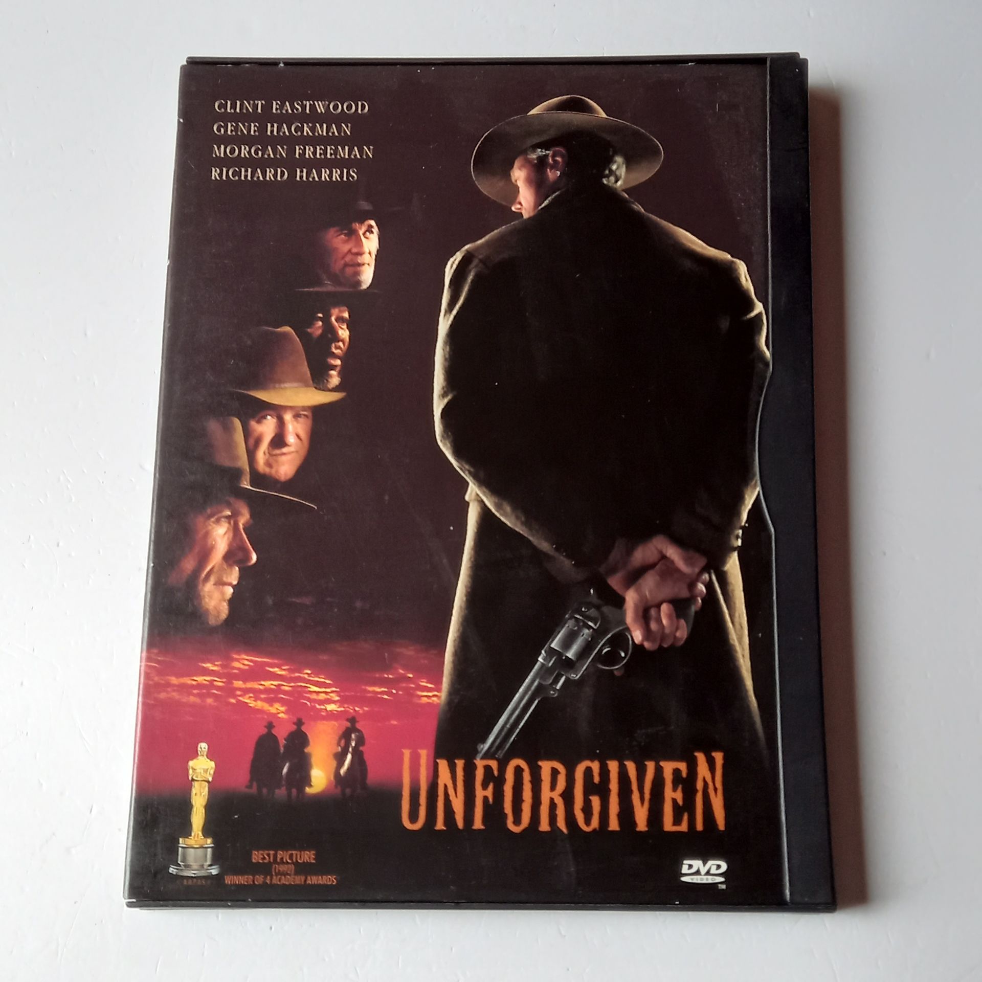 UNFORGIVEN - CLINT EASTWOOD, GENE HACKMAN, MORGAN FREEMAN - YÖN.: CLINT EASTWOOD - DVD SNAPCASE 2.EL