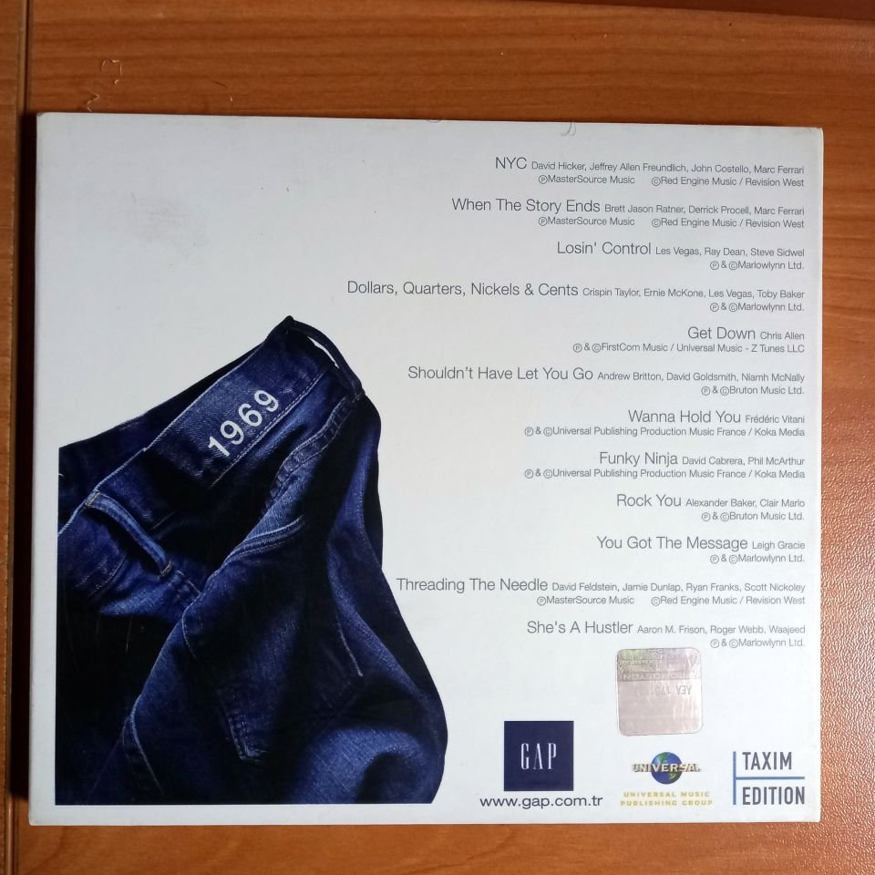 BORN TO ROCK / JOHN COSTELLO, DERRICK POCELL, RAY DEAN, CRISPIN TAYLOR, FREDERIC VITANI  (2009) - CD PROMO 2.EL