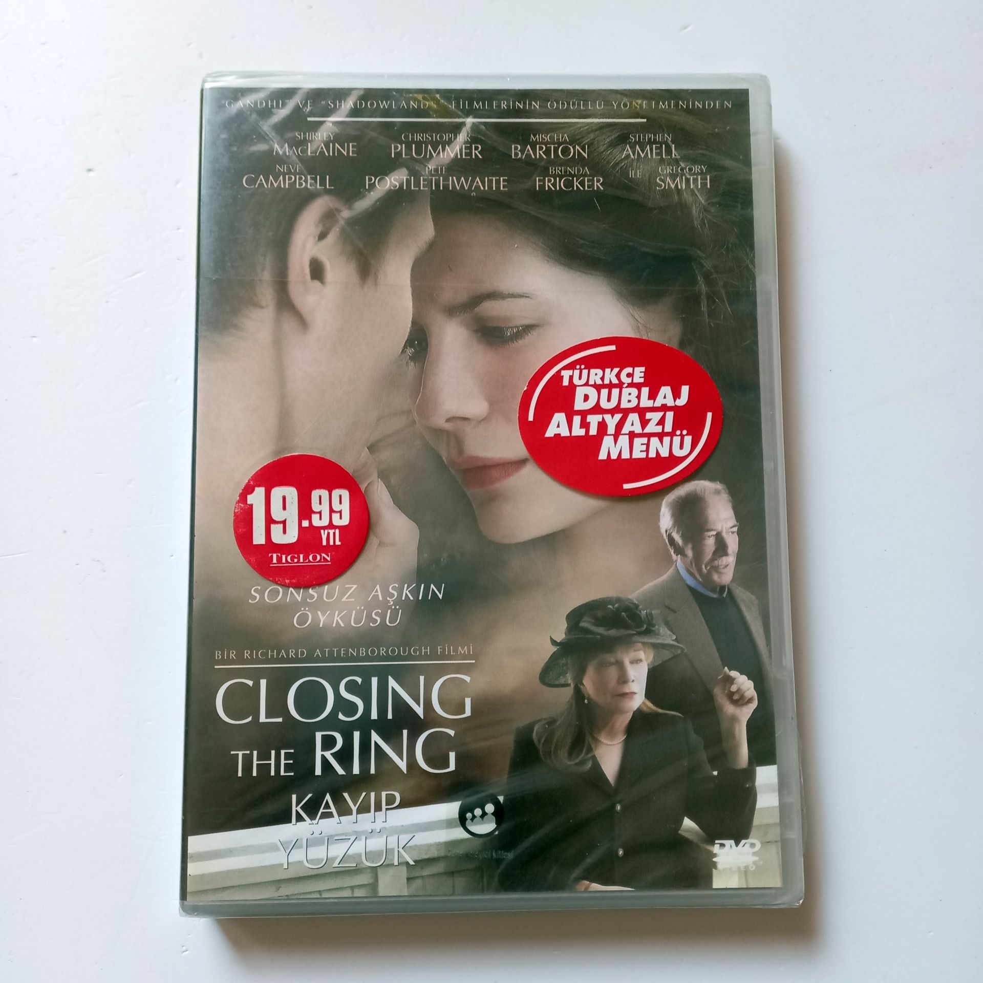CLOSING THE RING - KAYIP YÜZÜK - SHIRLEY MACLAINE, CHRISTOPHER PLUMMER, YÖN.: RICHARD ATTENBOROUGH - DVD AMBALAJINDA SIFIR