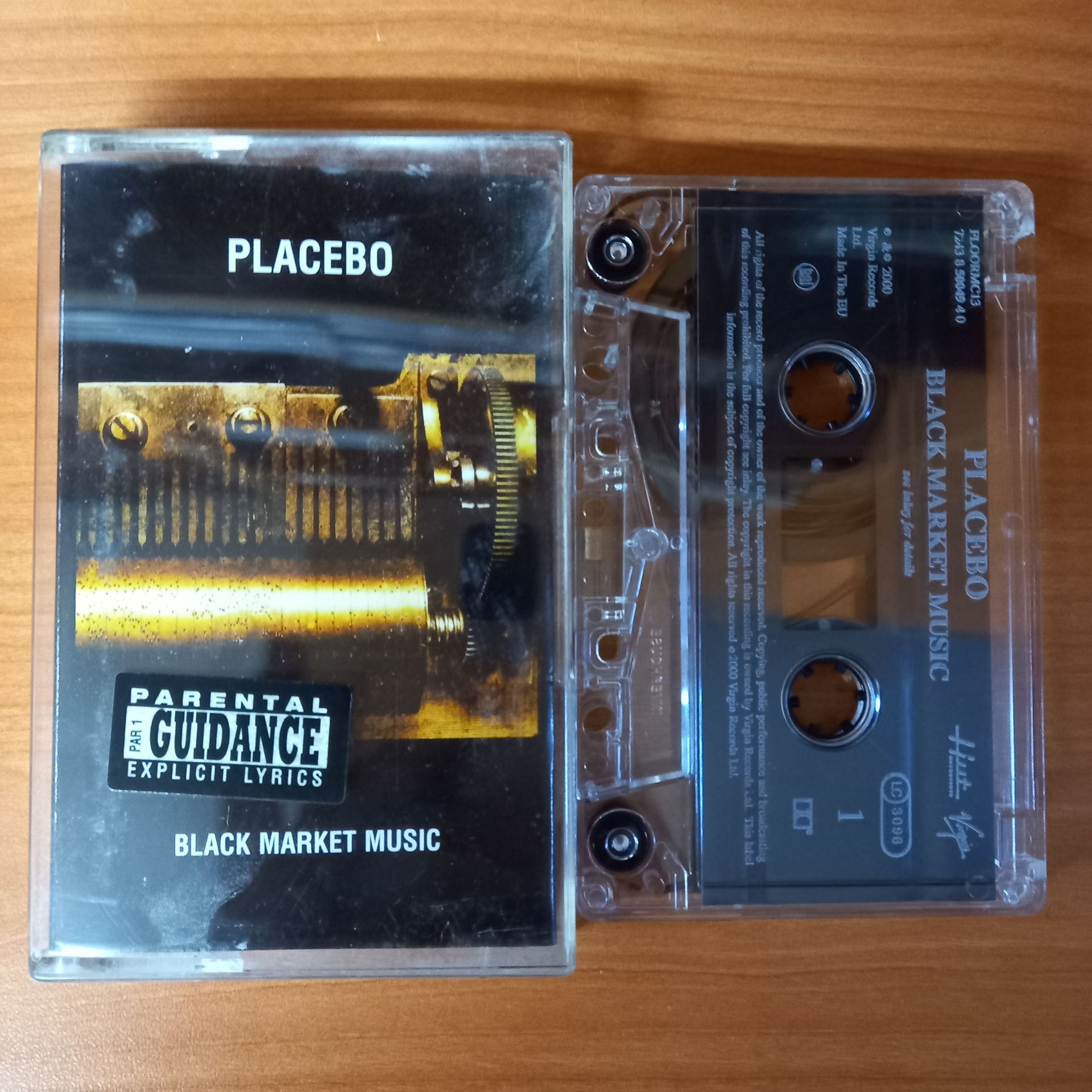 PLACEBO - BLACK MARKET MUSIC (2000) - KASET 2.EL